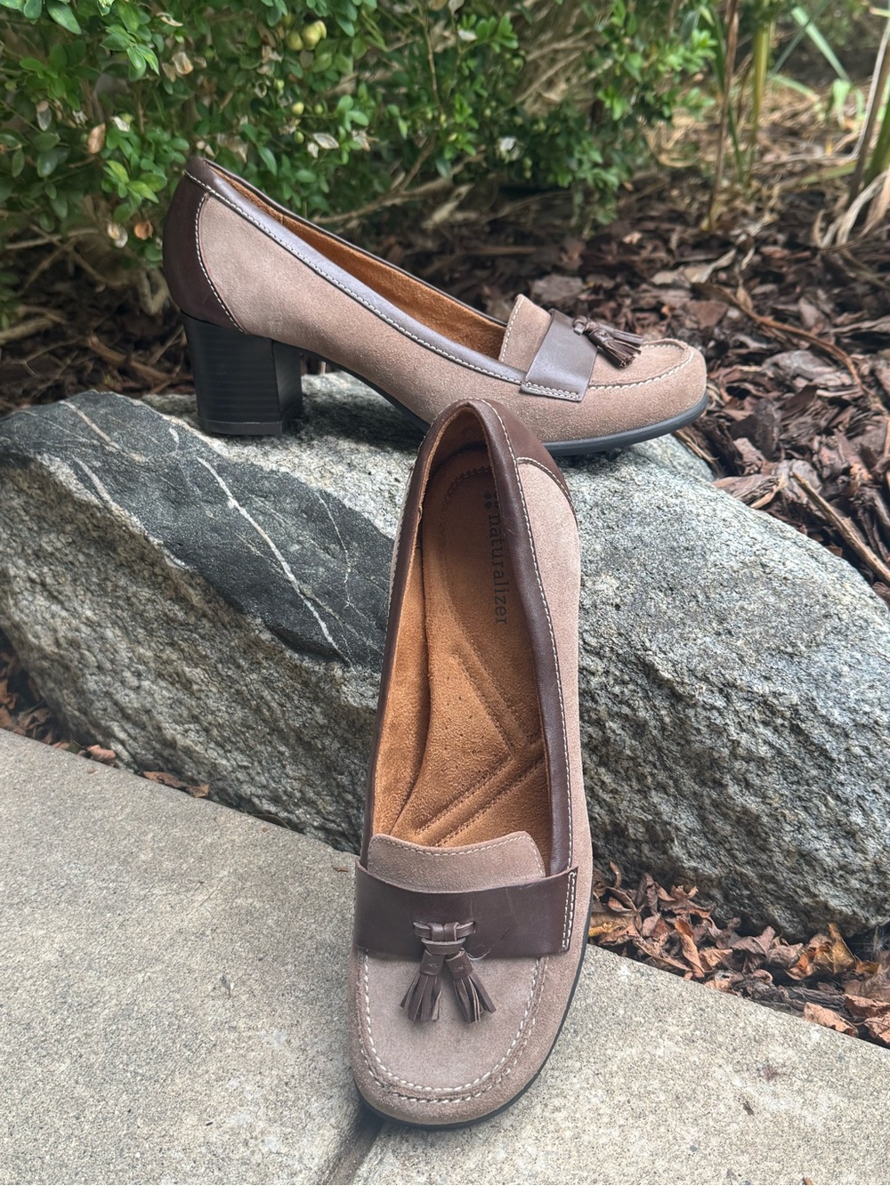 Naturalizer Taupe and Brown Tassel Block Heel Loafers Sz 10